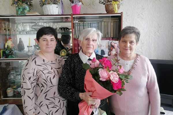 С заботой и признательностью: продолжаются встречи с людьми золотого возраста! С заботой и признательностью: продолжаются встречи с людьми золотого возраста!