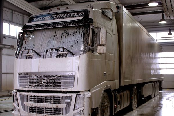 Открытие новой автомойки грузовых автомобилей от ООО «Палладиум-арт»